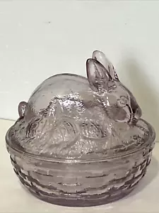 2004 Rentner Longaberger Hase Kaninchen Nest Schale Lavendel Glas bedeckt Schale - Bild 1 von 7