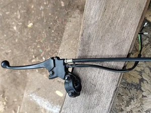 REX RS 450: Hinterradbremse - Bild 1 von 6