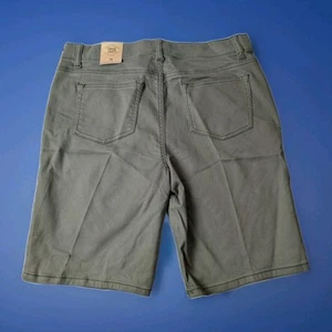 NEW Boys True Craft SuperFlex Olive Green Shorts Size 18 Youth Clearance NWT - Picture 1 of 3