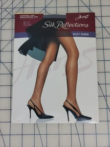 vintage Hanes SILK REFLECTIONS silky sheer pantyhose hosiery 718 Silver Smoke CD - Picture 1 of 3