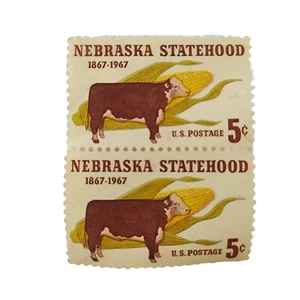 5 Cent Nebraska Statehood 1867-1967 2 Stamp Block Unposted Old Gum Vintage Cow - Picture 1 of 6