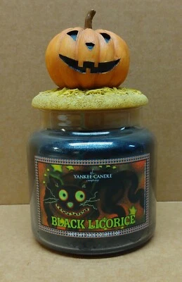 Yankee Candle Etiqueta Gato Regaliz Negro 14.5 OZ con Tapa de Linterna Jack O Foto 1 de 4