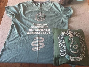 Harry Potter Slytherin bundle (T-shirt, Cushion, Socks) - Picture 1 of 13