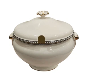 Sopa negra Wedgwood China Ulander/colonnade nueva - Imagen 1 de 7