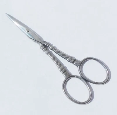 Ciseaux ancien nécessaire couture brodeuse broder Antique sewing scissors - Photo 1/2