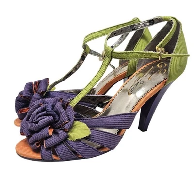 Poetic License 39.5 T Strap Green Purple Floral Bow Retro Pinup Sandal Heel - Image 1 of 4