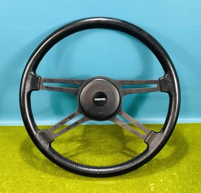 Mazda RX-7 RX7 1979-1983 OEM 4 radios volante con bocina FB 80 81 82 83 Foto 1 de 4