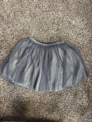 Gap Kids Silver/Grey Skirt Elastic Waist Size Small (6-7) - Image 1 of 4
