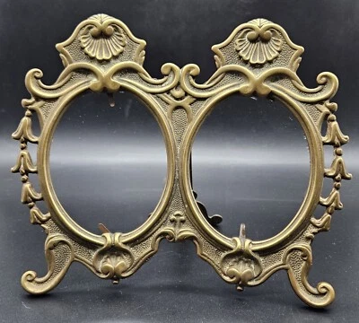 Antiguo marco de fotos doble victoriano de bronce fundido con trípode Inglaterra alrededor de 1900 Foto 1 de 4