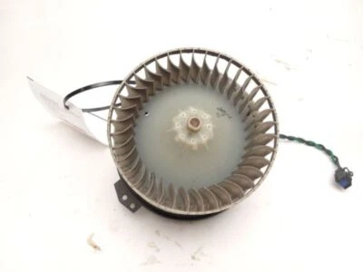 MOTOR DE VENTILADOR DIANTEIRO compatível com CHRYSLER TOWN COUNTRY 2001 - 2007 - Imagem 1 de 4