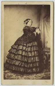 CDV 1860-70. Louise d'Artois, duchesse de Parme. - Afbeelding 1 van 1