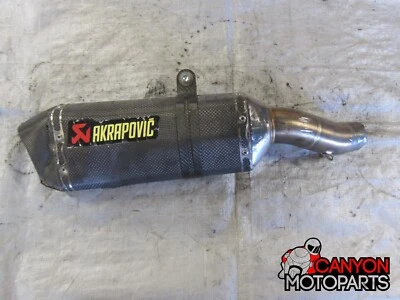 Escape antideslizante de fibra de carbono 13 14 15 16 17 18 Kawasaki ZX6R ZX6 ZX636 Akrapovic Foto 1 de 4