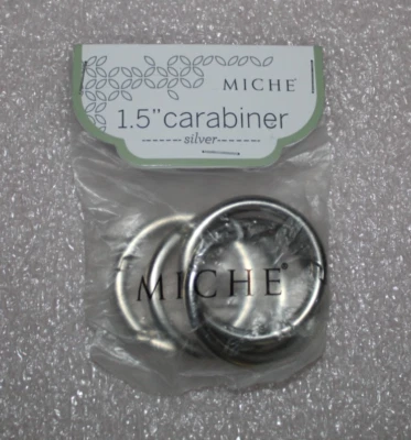 Juego de 4 mosquetones plateados MICHE 1,5". NUEVO en PKG. Foto 1 de 2