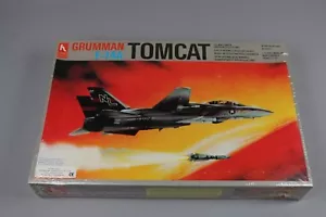 ZF290 Hobbycraft 1/72 maquette avion HC1371 grumman F-14A tomcat US navy fighter - Foto 1 di 4