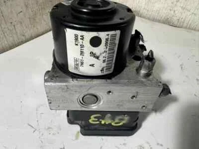 Модуль насоса ABS антиблокировочного тормоза 2006-2010 Mazda 5 без динамического контроля устойчивости - Изображение 1 из 4