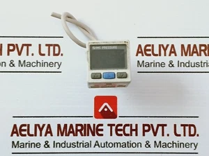 SMC ISE30A-N7H-P Digital Pressure Sensor - Picture 1 of 6