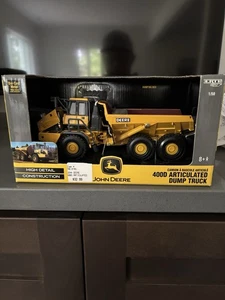 ERTL John Deere 1/50 400D Articulated Dump Truck Diecast Model 15701 NIB - Picture 1 of 2