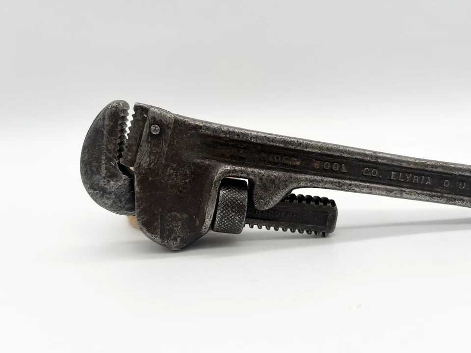 Vintage RIDGID 10” Pipe Wrench Ridge Tool Co. Elyria OH USA Heavy Duty Tool - Image 1 of 4