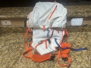 Zaino Vintage Patagonia Ascensionist 35L Bianco Arancione Multitasche Colore Raro - Foto 1 di 12