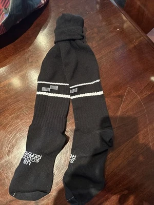 US Soccer Federation Official Referee Set Medium Shirt Shorts Socks - Image 1 of 3