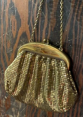 Vintage Small Gold Signed Whiting and Davis Metal Mesh Bag Made In USA - Image 1 of 4