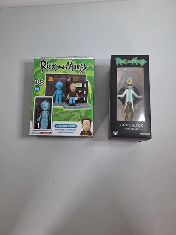 Rick and Morty Smith Family Garage Rack Set & Cool Rick Vinyl Figure Cover