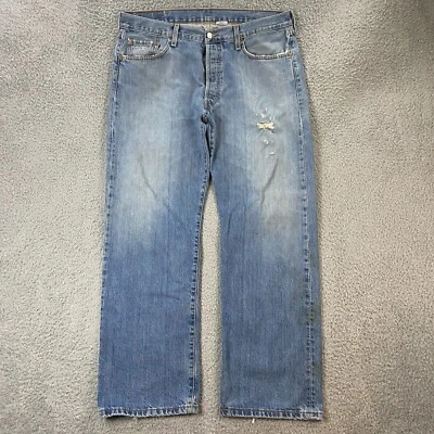 Винтажные джинсы Levi's 501 размер 38x30 на пуговицах искусственно состаренные классические легкие стирка - Изображение 1 из 4