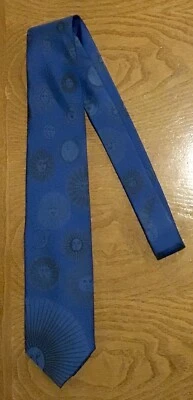 fornasetti tie Foto 1 de 2