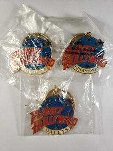Vintage Planet Hollywood Souvenir Schlüsselanhänger (3) - Dallas, San Antonio, Toronto - Bild 1 von 9