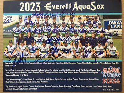 "Póster firmado del equipo Everett Aquasox 2023 8,5x11"" foto afiliado automático de los Marineros" Foto 1 de 3