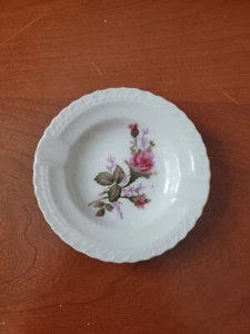 Ceniceros personales vintage de porcelana rosa rosa borde dorado Japón mediados de siglo - Imagen 1 de 4