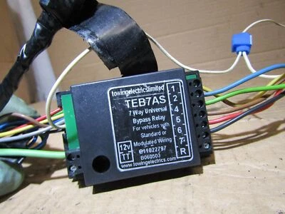Jeep Grand Cherokee WJ 2.7 towing electrics control box unit TEB7AS 7 way univer - Image 1 of 4