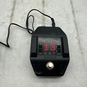Shure GLXD6 z2 Receiver Pedal Guitar Wireless Digital - Picture 1 of 5