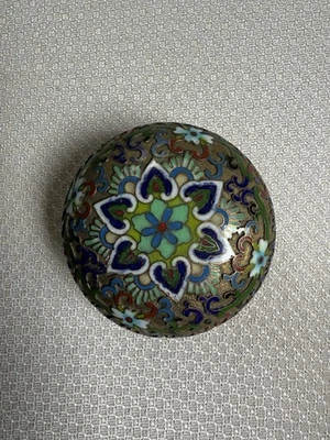 Round Vintage Cloisonné Trinket Box - Image 1 of 4