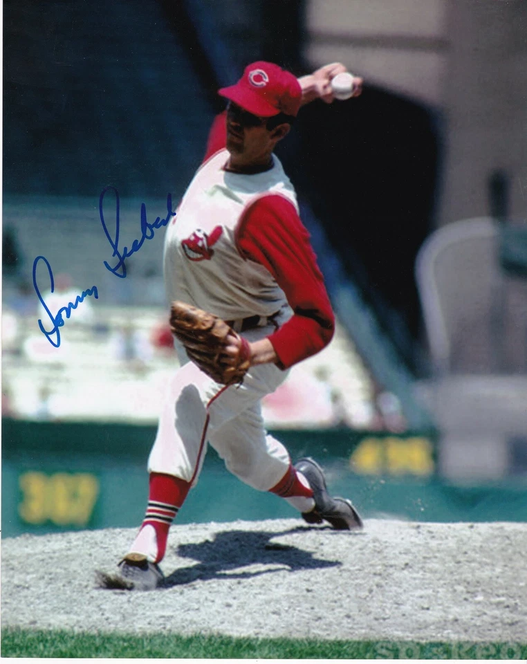 SONNY SIEBERT INDIOS CLEVELAND ACCIÓN FIRMADO 8x10 Foto 1 de 1