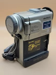 *PLAYSBACK / DOESNT RECORD* Sony Digital Video Camera (Model DCR-PC10) - Silver - Picture 1 of 20