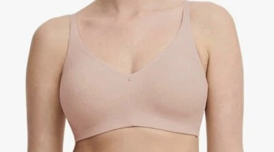 Sujetador Chantelle Rose Comfort Chick Back Suavizante Completo Inalámbrico 18J8 34 DDD Nuevo con Etiquetas Foto 1 de 4