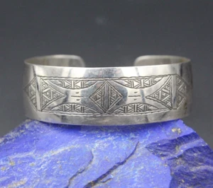 .925K Sterling silver Bracelet, Handmade Cuff Carved Bracelet, Belly Dance Cuff - Picture 1 of 9