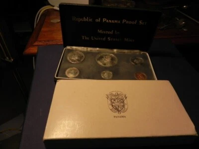 1973 SILVER PANAMA 6 COIN UNCIRCULATED PROOF BOXED SET - .900 SILVER VN BALBOA - Image 1 of 4