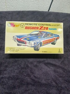 Camaro Z 28 Teile mit Karton - Bild 1 von 6