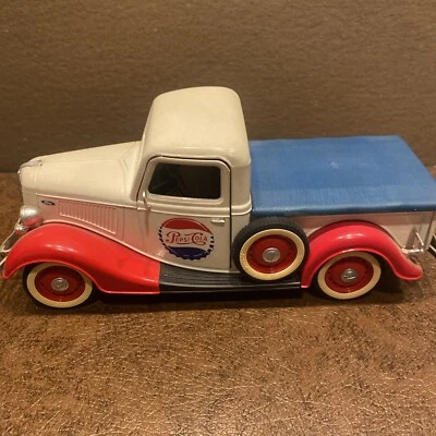 SOLIDO Pepsi-Cola  1936 FORD V-8 PICK UP TRUCK 1:19 SCALE White/blue cover bed - Image 1 of 4