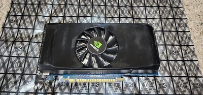 Nvidia GeForce GTX 550 Ti 1 GB GDDR5 PCI Express 2.0 x16 Video Card - Image 1 of 4