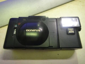 Olympus XA with Flash A11 Compact Film Camera with 35mm Lens Spain - Picture 1 of 24