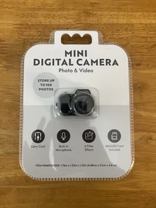 Vivitar Llavero Cámara Digital-Negro, Tarjeta Micro SD, Lente Prime - Imagen 1 de 2