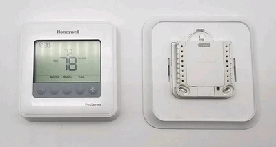 Honeywell T4 Pro Programmable Thermostat TH4110U2005 - Image 1 of 4