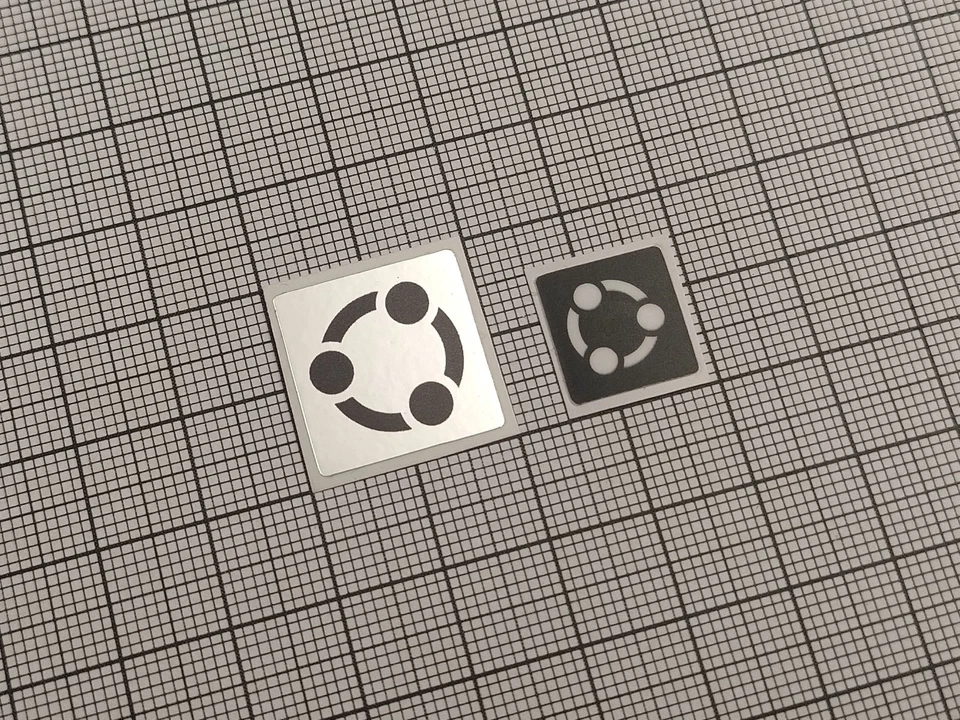 6 x Silver Ubuntu Linux New Logo Stickers For The Computer Case & Super Key Pack - Image 1 of 1