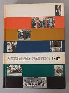 Encyclopedia Year Book 1967 Grolier Inc.  - Picture 1 of 2