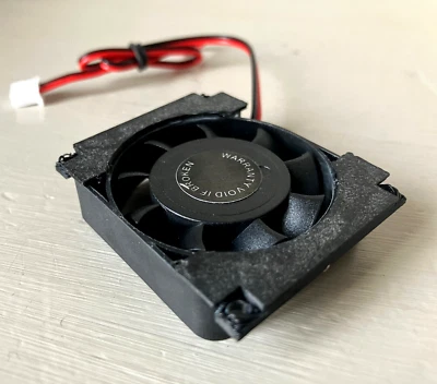 Original Xbox 1.0 40mm Silent GPU Fan Upgrade & 3D Printed Adapter (Quiet Mod) - Image 1 of 4