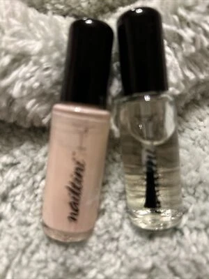 Nailtini Esmalte de Uñas Chi Chi y Vodka Transparente Topper Esmalte Set .25 Fl Oz Cada uno Foto 1 de 4