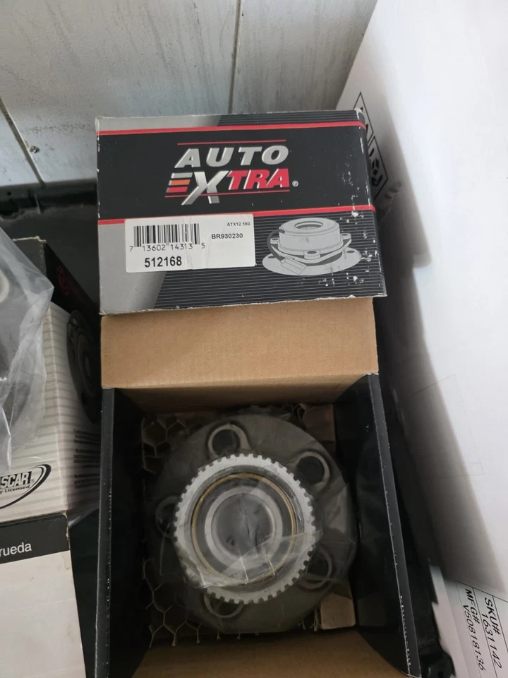 Conjunto de buje de cojinete de rueda trasera automático extra 512168 para 01-02 Chrysler PT Cruiser Foto 1 de 1